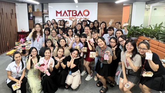 Mắt Bão BPO rộn ràng chào mừng ngày Phụ Nữ Việt Nam 20/10 & Chúc mừng thành viên có ngày sinh tháng 10